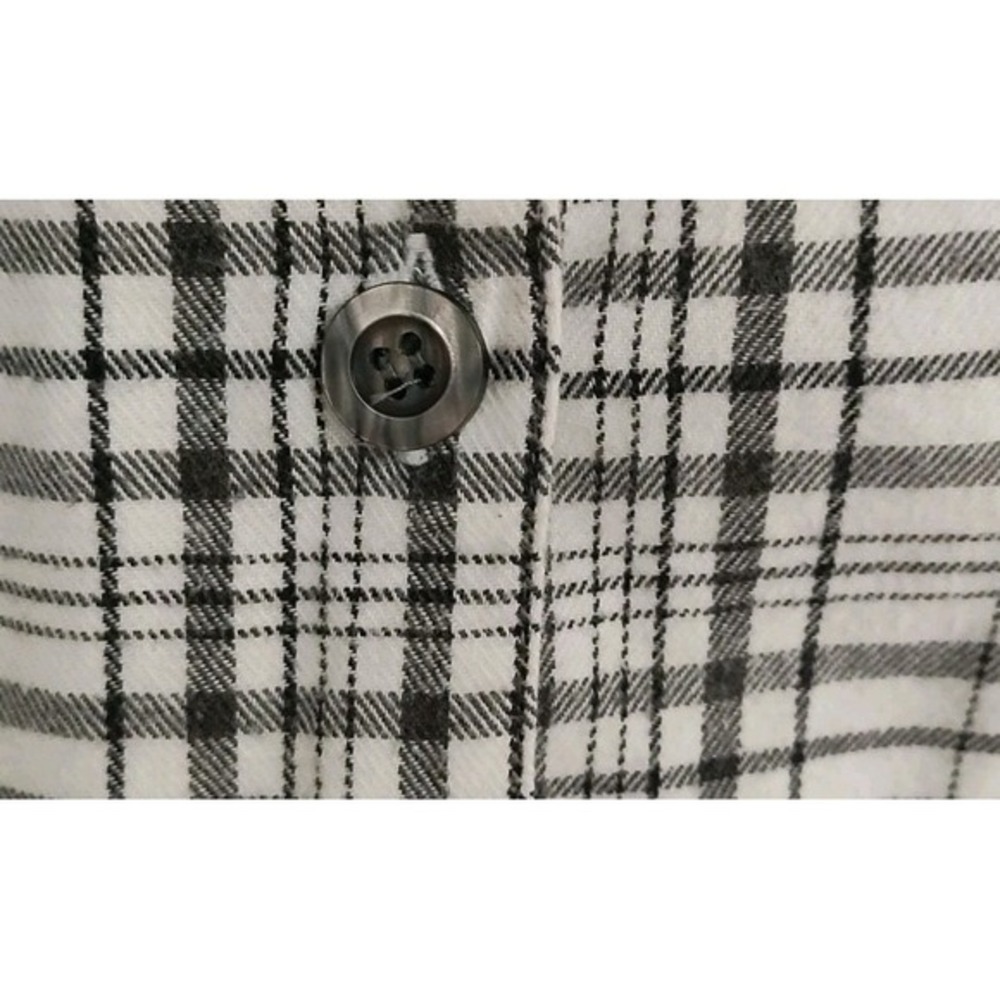 Walt Disney World Flannel Sleep Shirt  Long Sleeve Button‎ Up Size Medium Cute - Picture 5 of 5